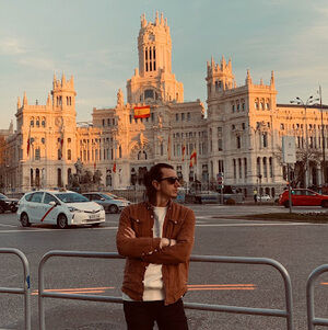 Meet your Posher, Caner